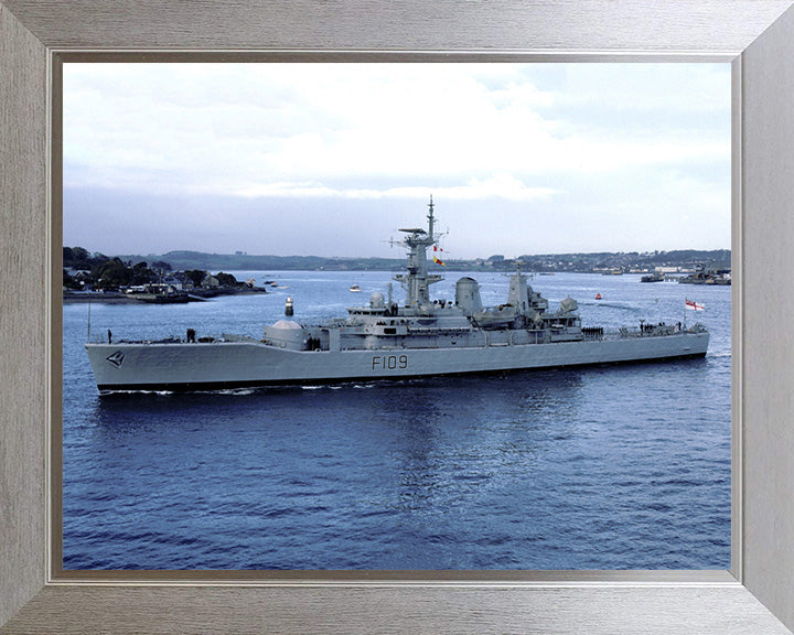 HMS Leander F109 Royal Navy Leander Class Frigate Photo Print or Framed Print - Hampshire Prints