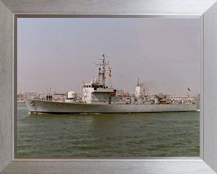 HMS Swift P243 Royal Navy Peacock Class Patrol Vessel Photo Print or Framed Print - Hampshire Prints