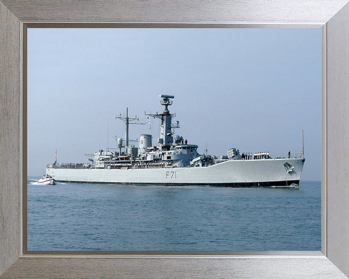 HMS Scylla F71 Royal Navy Leander Class Frigate Photo Print or Framed Print - Hampshire Prints