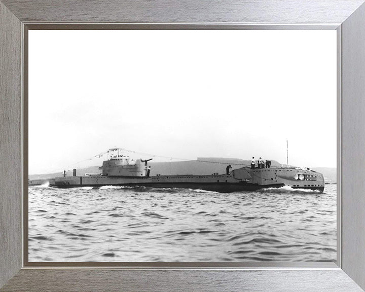 HMS Thule P325 Royal Navy T class submarine Photo Print or Framed Print - Hampshire Prints