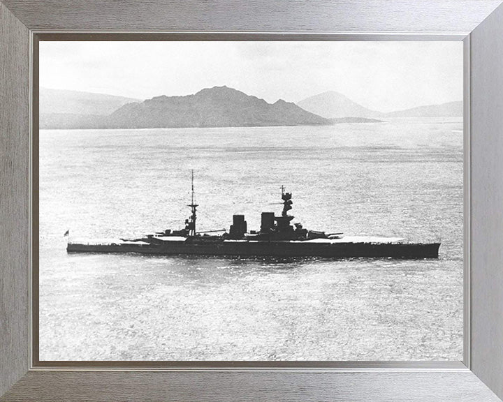 HMS Repulse (1916) Royal Navy Renown class battlecruiser Photo Print or Framed Print - Hampshire Prints