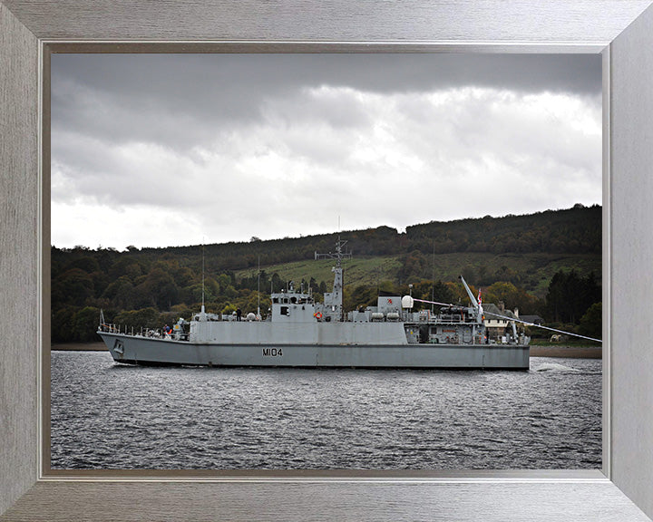 HMS Walney M104 Royal Navy Sandown class minehunter Photo Print or Framed Print - Hampshire Prints