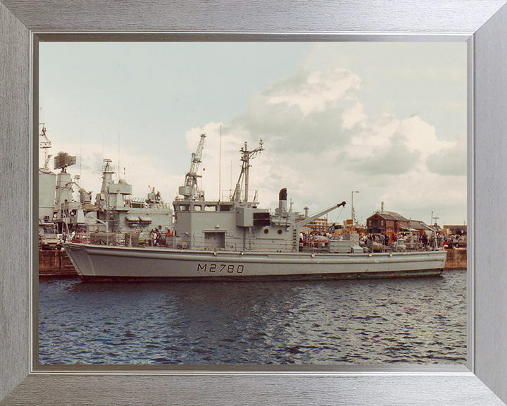 HMS Woodlark (HMS Yaxham) M2780 Royal Navy survey vessel Photo Print or Framed Print - Hampshire Prints