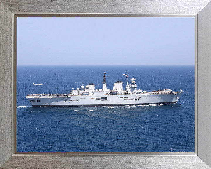 HMS Invincible R05 Royal Navy Invincible Class aircraft carrier Photo Print or Framed Print - Hampshire Prints