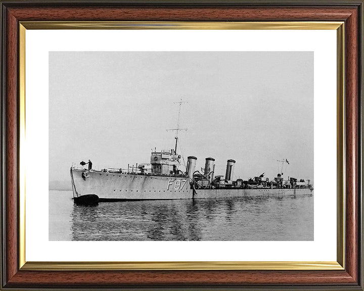 HMS Redgauntlet F97 Royal Navy R class destroyer Photo Print or Framed Print - Hampshire Prints