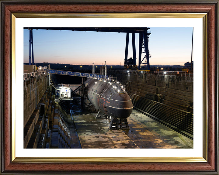 HMS Swiftsure S126 Submarine | Photo Print | Framed Print | Swiftsure Class | Royal Navy