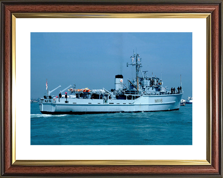 HMS Wilton M1116 Royal Navy Ton Class Minesweeper Photo Print or Framed Print - Hampshire Prints