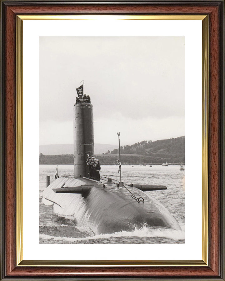 HMS Conqueror S48 Royal Navy Churchill class Submarine Photo Print or Framed Print - Hampshire Prints