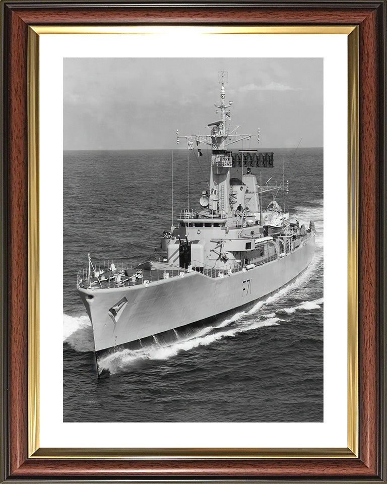 HMS Scylla F71 | Photo Print | Framed Print | Leander Class | Frigate | Royal Navy - Hampshire Prints