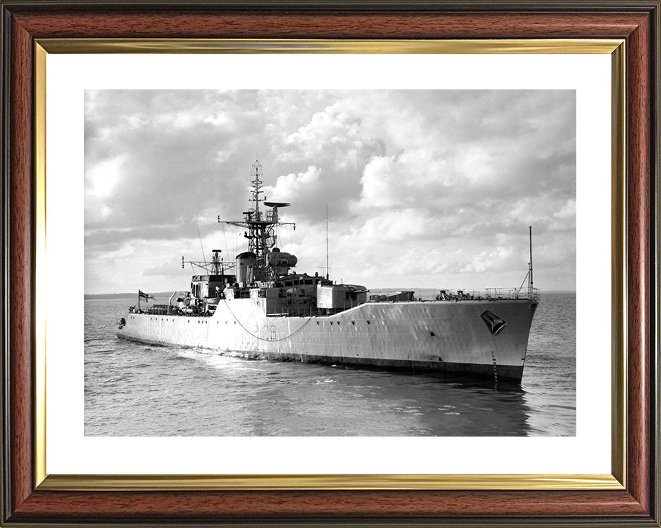 HMS Rhyl F129 Royal Navy Rothesay Class frigate Photo Print or Framed Print - Hampshire Prints