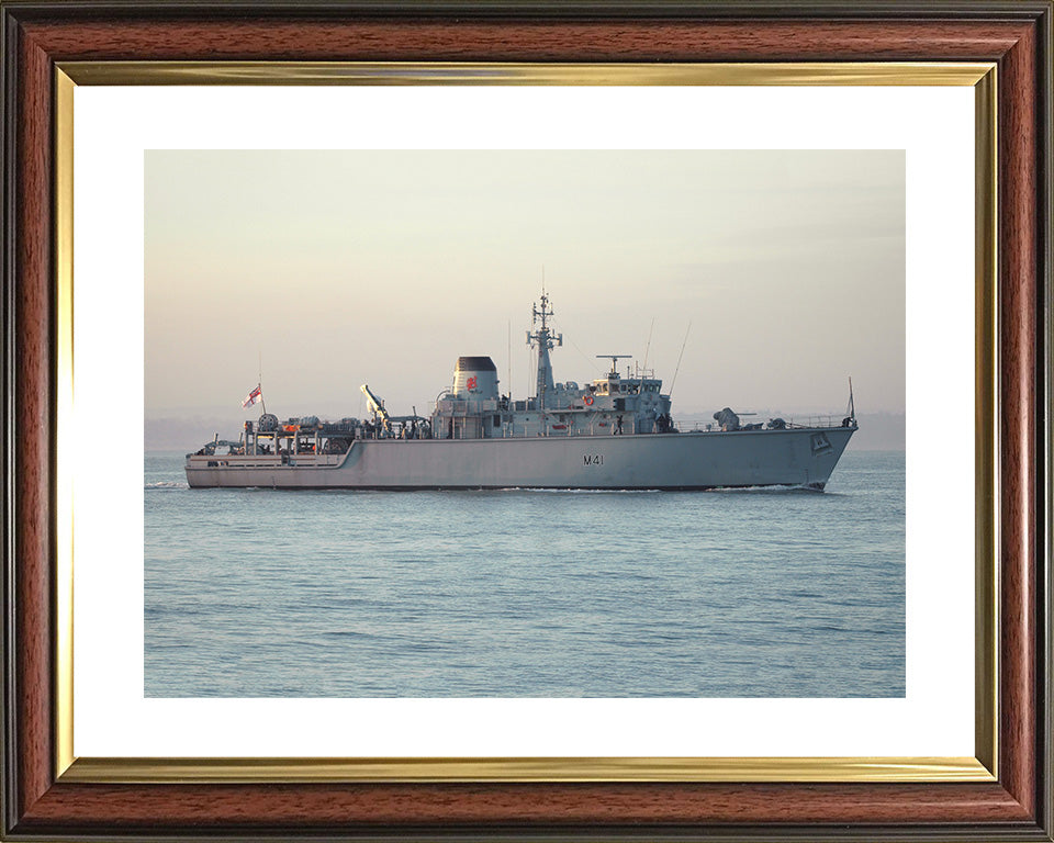 HMS Quorn M41 Royal Navy Hunt class mine countermeasures vessel Photo Print or Framed Print - Hampshire Prints