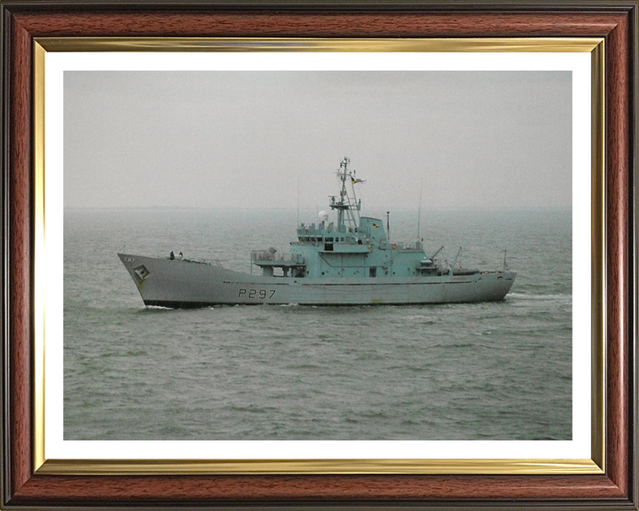 HMS Guernsey P297 Royal Navy Island class Patrol Vessel Photo Print or Framed Photo Print - Hampshire Prints