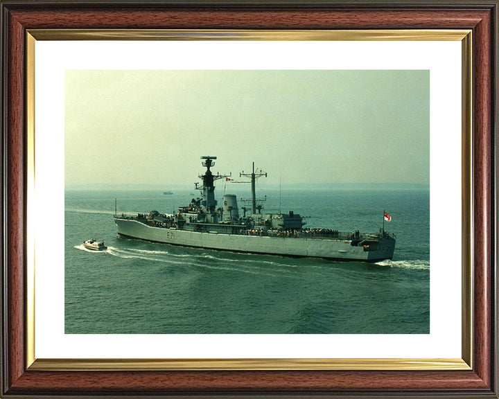 HMS Scylla F71 Royal Navy Leander class frigate Photo Print or Framed Print - Hampshire Prints