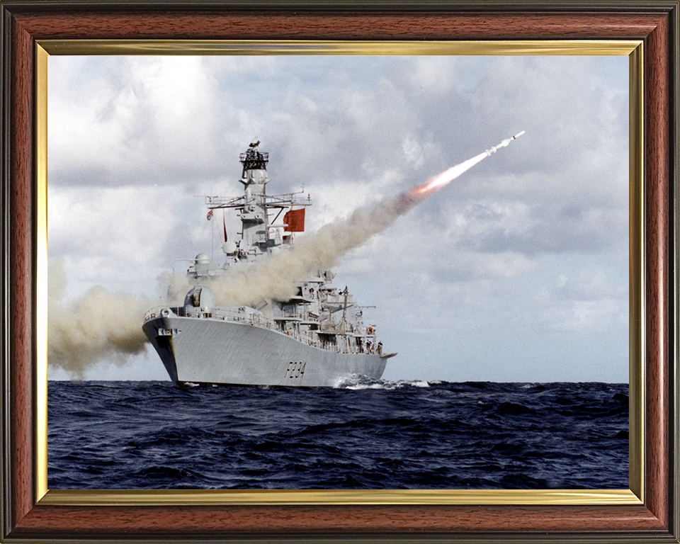 HMS Iron Duke F234 | Photo Print | Framed Print | Poster | Type 23 | Frigate | Royal Navy