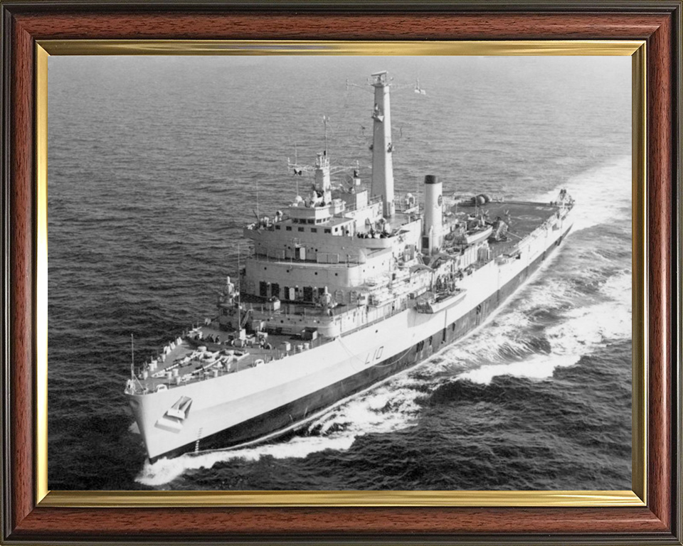 HMS Fearless L10 Royal Navy Fearless class amphibious ship Photo Print or Framed Print - Hampshire Prints