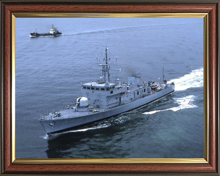 HMS Plover P240 Royal Navy Peacock class patrol vessel Photo Print or Framed Print - Hampshire Prints