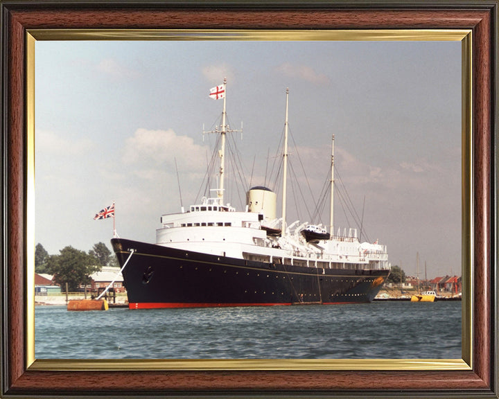 HMY Britannia Royal Yacht Photo Print or Framed Print - Hampshire Prints