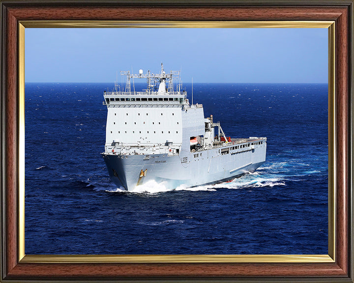 RFA Mounts Bay L3008 Royal Fleet Auxiliary Bay class auxiliary dock landing ship Photo Print or Framed Print - Hampshire Prints