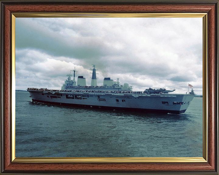 HMS Illustrious R06 Royal Navy Invincible class Aircraft Carrier Photo Print or Framed Print - Hampshire Prints