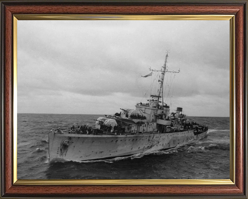 HMS Pelican L86 (U86) Royal Navy Egret class sloop Photo Print or Framed Print - Hampshire Prints