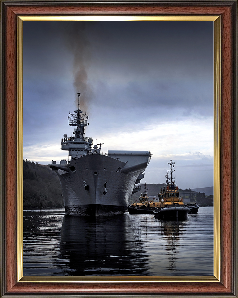 HMS Illustrious R06 | Photo Print | Framed Print | Invincible Class | Aircraft Carrier | Royal Navy - Hampshire Prints