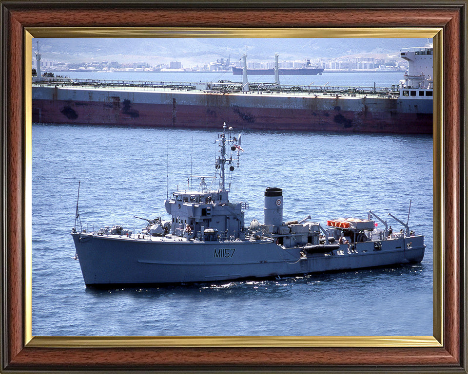 HMS Kirkliston M1157 Royal Navy Ton Class Minesweeper Photo Print or Framed Print - Hampshire Prints