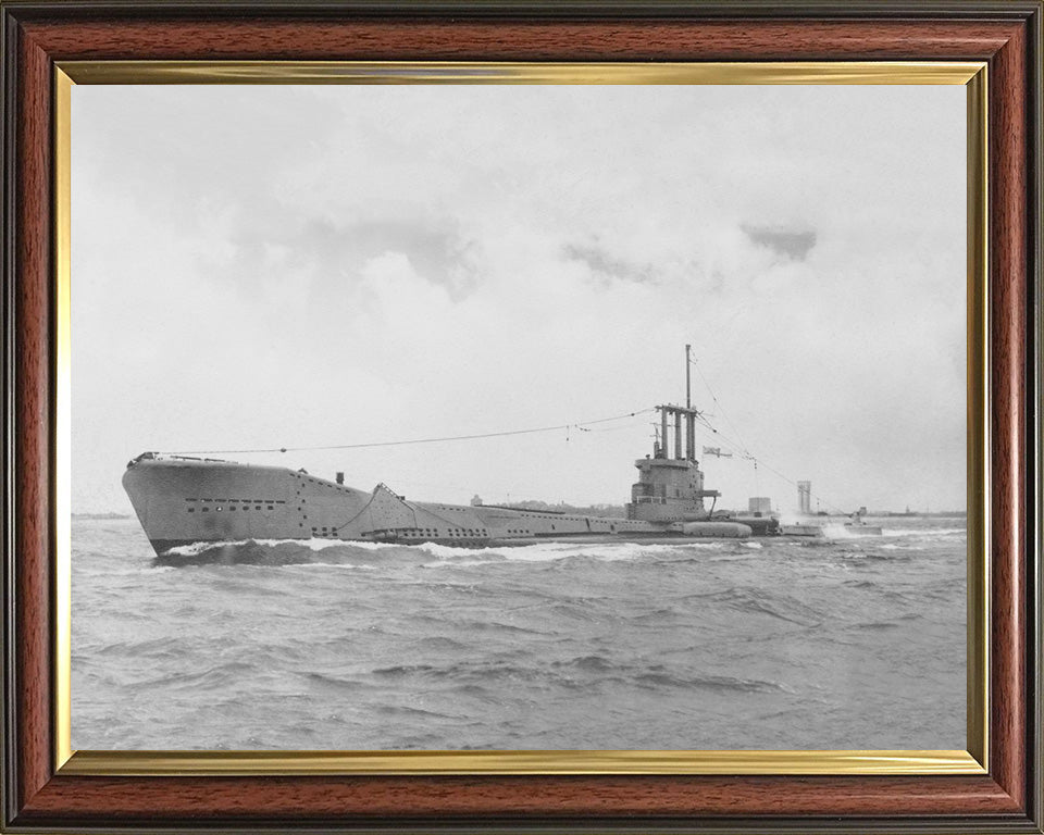 HMS Aeneas P427 (S72) Royal Navy Amphion class Submarine Photo Print or Framed Print - Hampshire Prints