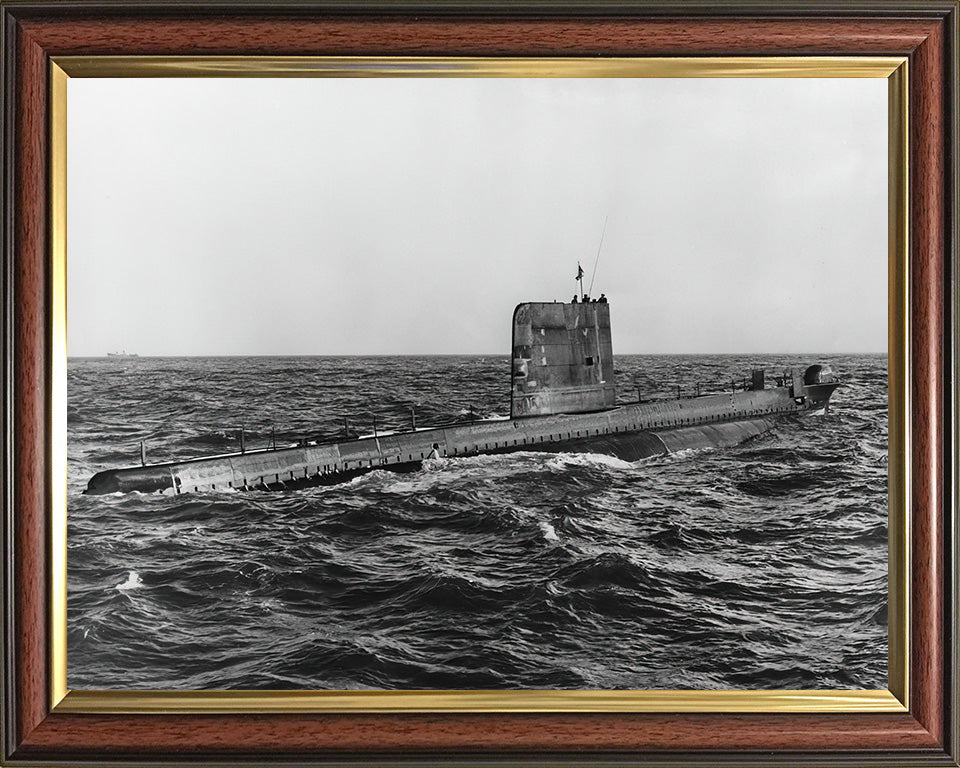 HMS Oracle S16 Royal Navy Oberon class Submarine Photo Print or Framed Print - Hampshire Prints