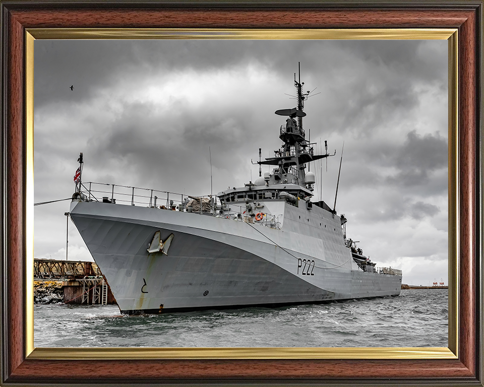 HMS Forth P222 | Photo Print | Framed Print | Poster | River Class | Patrol Ship | Royal Navy - Hampshire Prints