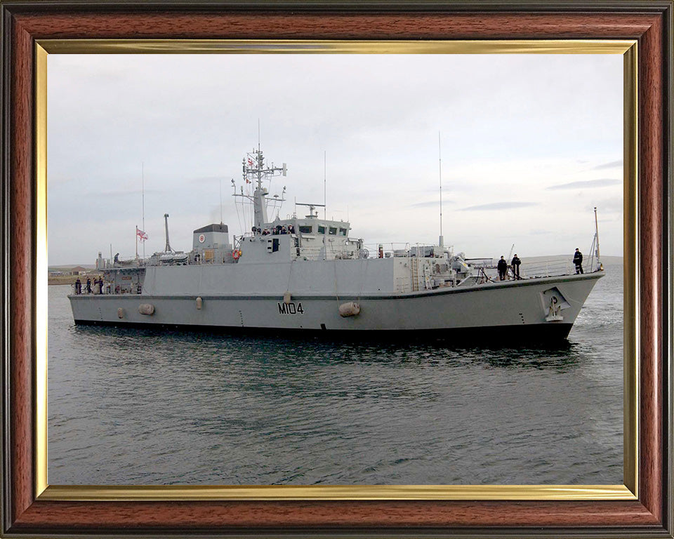 HMS Walney M104 Royal Navy Sandown class minehunter Photo Print or Framed Print - Hampshire Prints