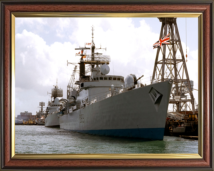 HMS Exeter D89 Royal Navy Type 42 Destroyer Photo Print or Framed Print - Hampshire Prints