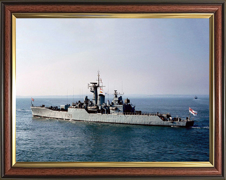 HMS Rhyl F129 Royal Navy Rothesay Class frigate Photo Print or Framed Print - Hampshire Prints