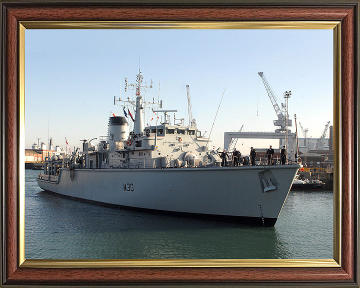 HMS Ledbury M30 Royal Navy Hunt class minehunter Photo Print or Framed Print - Hampshire Prints