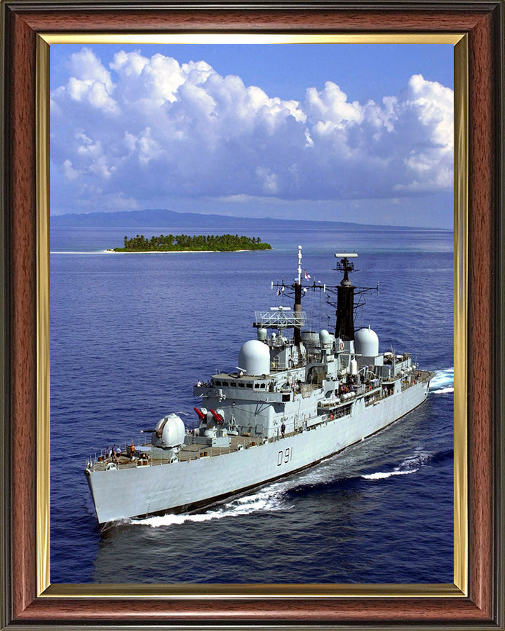 HMS Nottingham D91 Royal Navy Type 42 destroyer Photo Print or Framed Print - Hampshire Prints