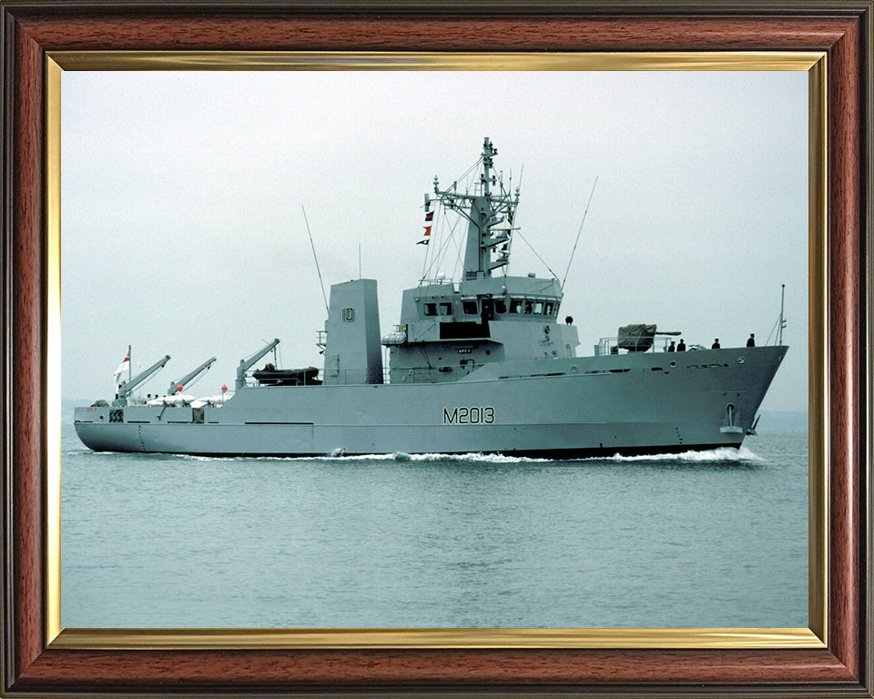 HMS Spey M2013 Royal Navy River class minesweeper Photo Print or Framed Print - Hampshire Prints