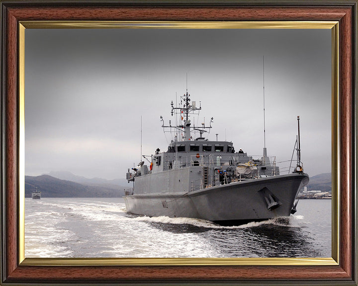 HMS Ramsey M110 Royal Navy Sandown class minehunter Photo Print or Framed Print - Hampshire Prints