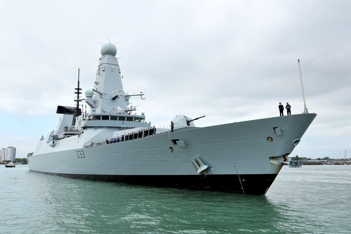 HMS Dauntless D33 | Photo Print | Framed Print | Poster | Type 45 | Destroyer | Royal Navy - Hampshire Prints