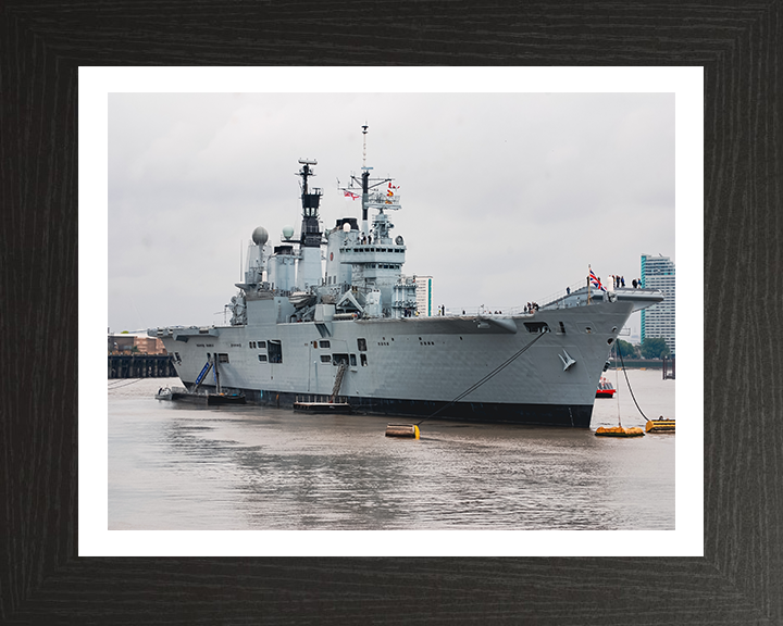 HMS Ark Royal R07 | Photo Print | Framed Print | Invincible Class | Aircraft Carrier | Royal Navy - Hampshire Prints