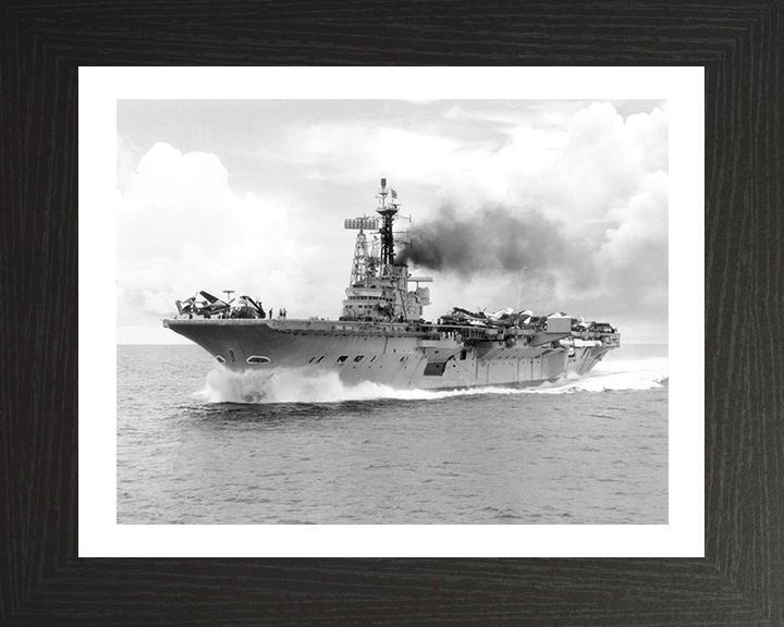 HMS Centaur R06 | Photo Print | Framed Print | Centaur Class | Fleet Carrier | Royal Navy - Hampshire Prints