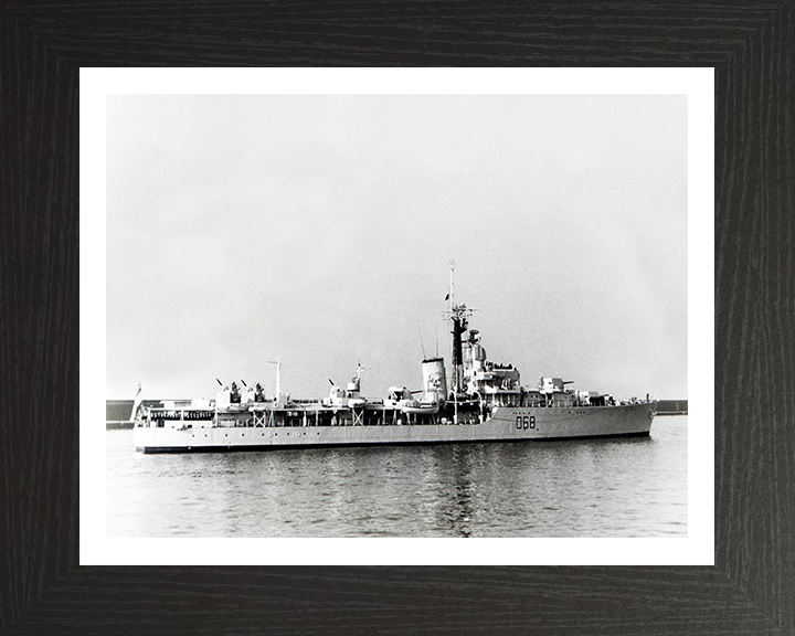 HMS Barrosa D68 Royal Navy Battle Class fleet destroyer Photo Print or Framed Print - Hampshire Prints