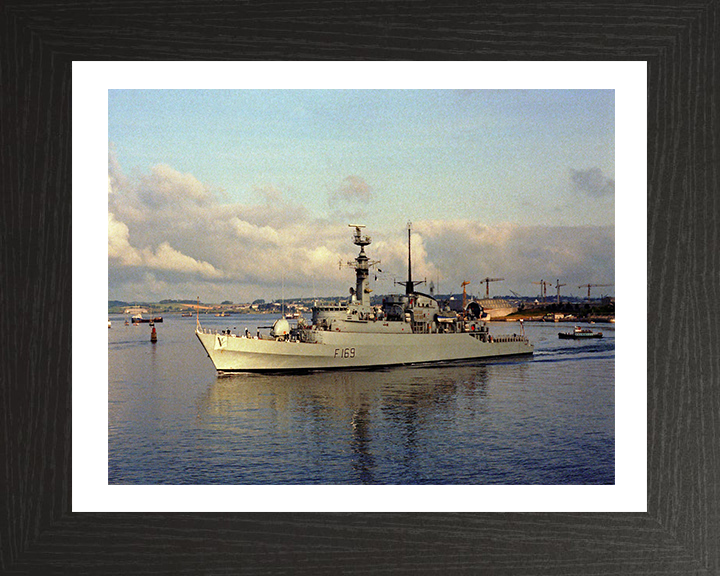 HMS Amazon F169 Royal Navy type 21 Frigate Photo Print or Framed Print - Hampshire Prints