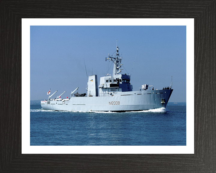 HMS Blackwater M2008 Royal Navy River class minesweeper Photo Print or Framed Print - Hampshire Prints