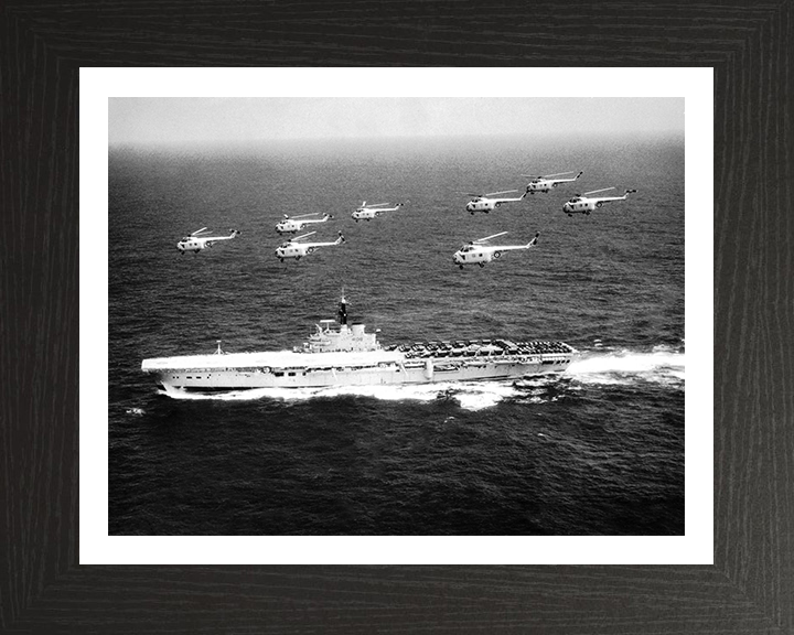 HMS Bulwark R08 Royal Navy Centaur class light fleet carrier Photo Print or Framed Print - Hampshire Prints