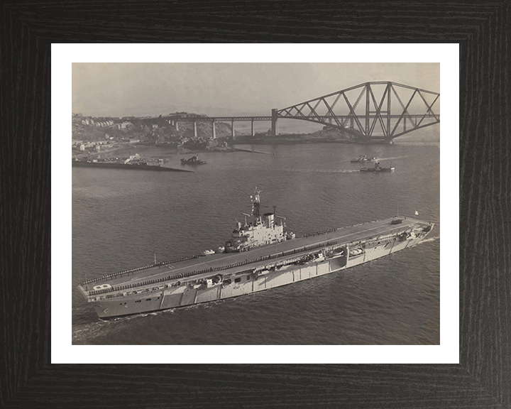 HMS Bulwark R08 Royal Navy Centaur class light fleet carrier Photo Print or Framed Print - Hampshire Prints