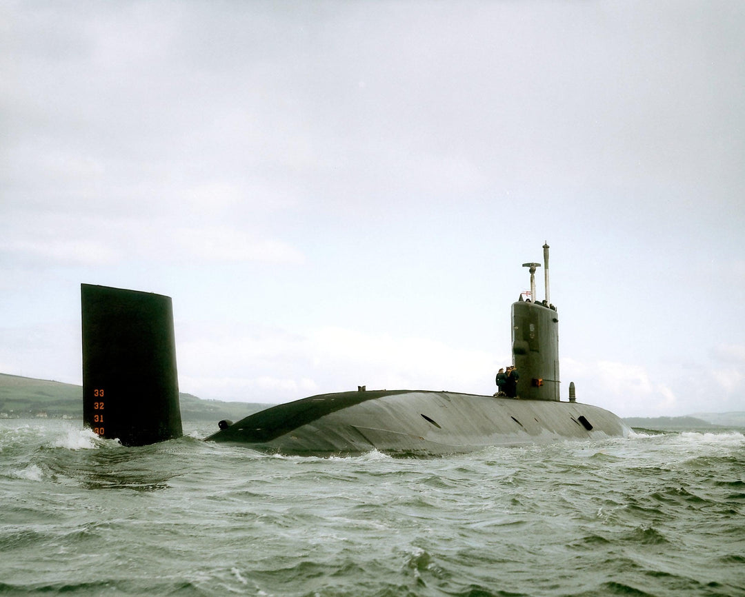 HMS Swiftsure S126 Submarine | Photo Print | Framed Print | Swiftsure Class | Royal Navy - Hampshire Prints