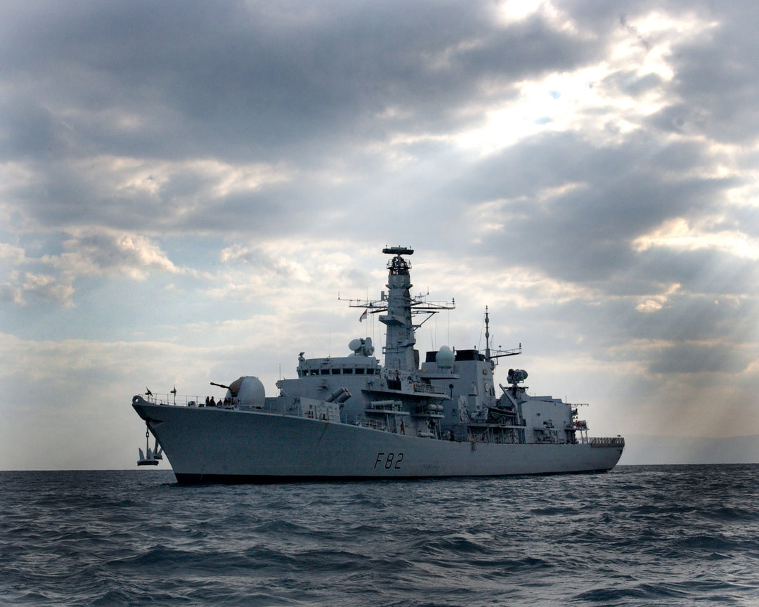 HMS Somerset F82 Royal Navy type 23 Frigate Photo Print or Framed Print - Hampshire Prints