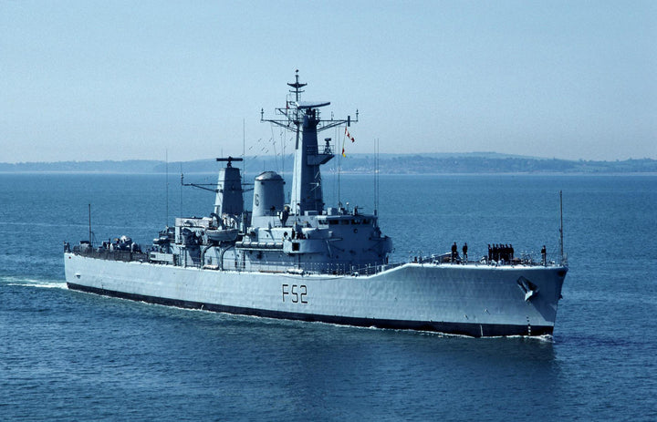 HMS Juno F52 Royal Navy Leander class frigate Photo Print or Framed Print - Hampshire Prints