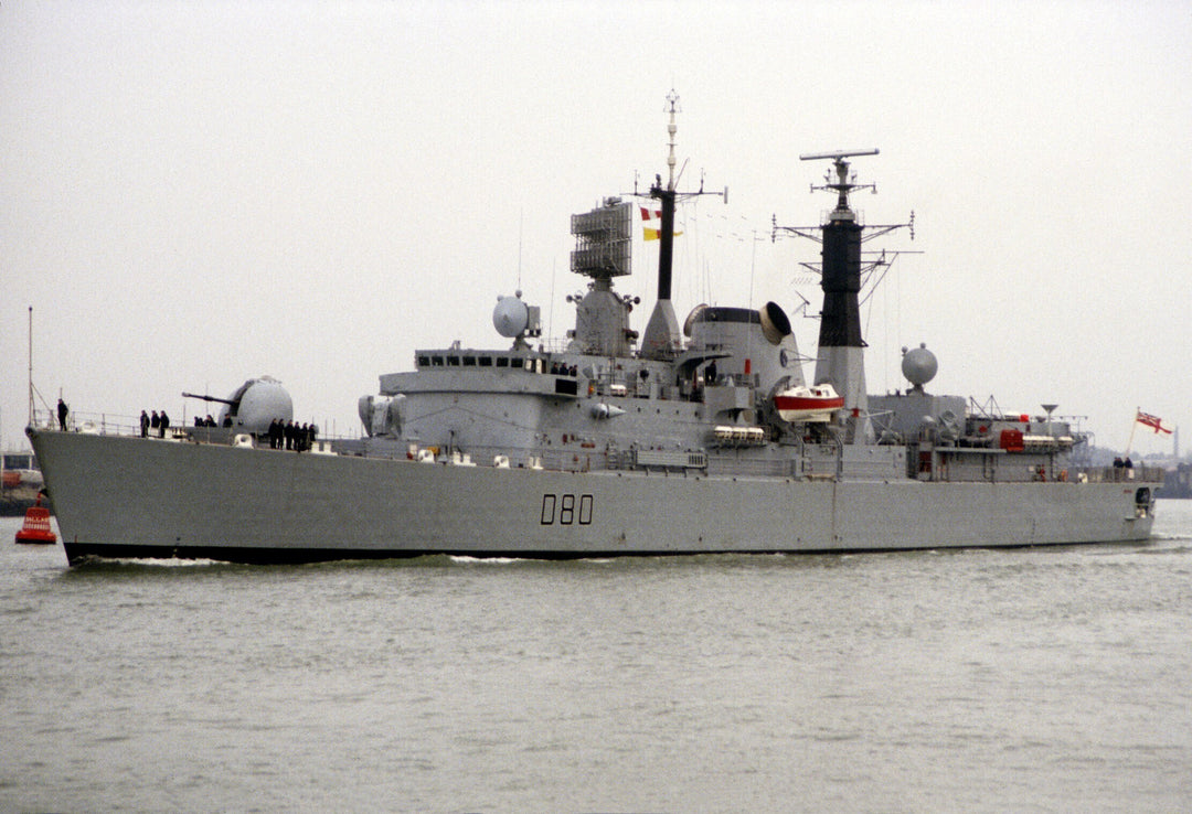 HMS Sheffield D80 Royal Navy Type 42 destroyer Photo Print or Framed Print - Hampshire Prints