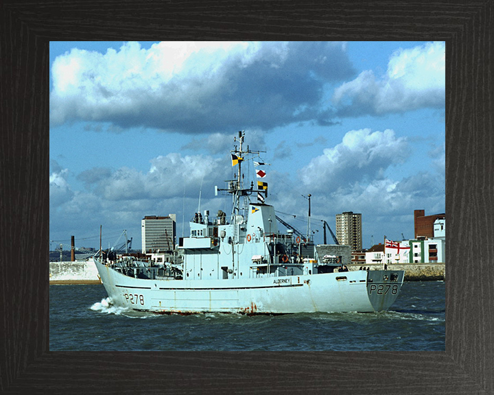 HMS Alderney P278 Royal Navy Island class Patrol Vessel Photo Print or Framed Photo Print - Hampshire Prints