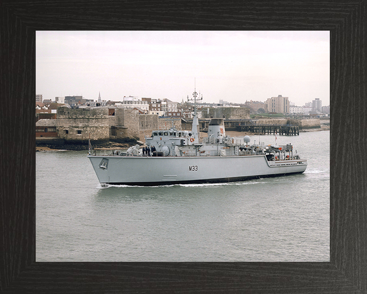 HMS Brocklesby M33 Royal Navy Hunt class Mine Counter Measures Vessel Photo Print or Framed Print - Hampshire Prints